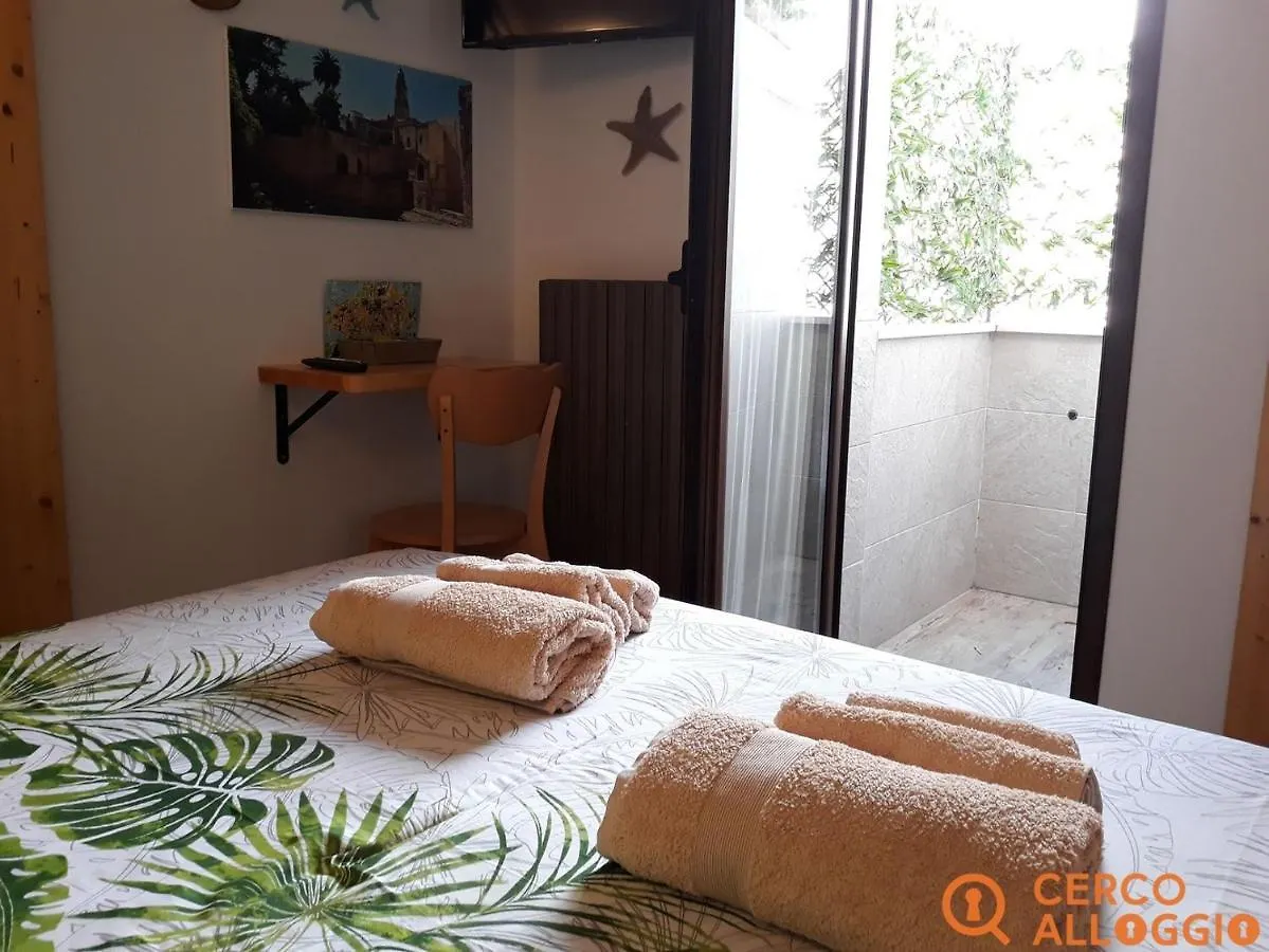 Elim Suite & Rooms Lecce 0*,  Italy
